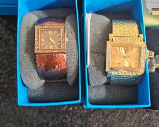 Marilyn Miglin “Pheromone” Two in One Solid Perfume Cuff Gold Tone Bracelet Watch