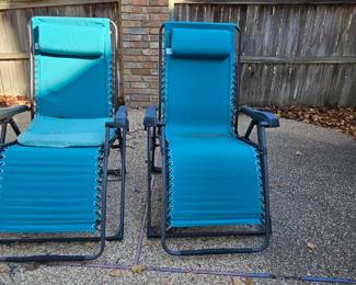 Zero Gravity Lawnchairs