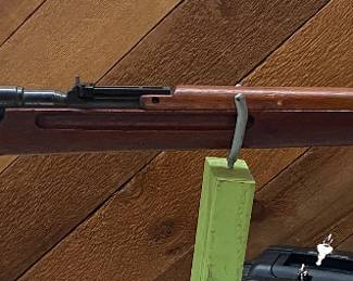 WW2 Japanese Rifle (Matching Bolt/FFL or CCW Required for Purchase)