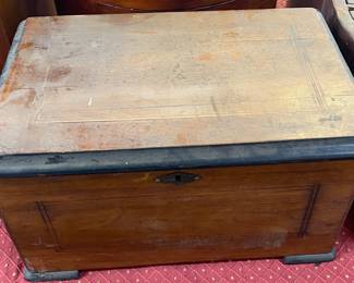 Antique Cylinder Player