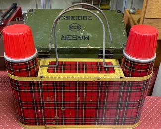 1950's Plaid Car-Snac Picnic Carrier