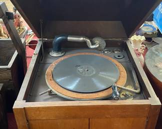 Tabletop Victrola