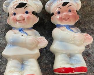 Tappan Chef Salt and Pepper Shakers