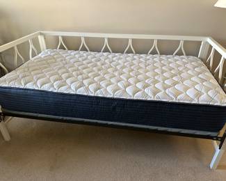 Lot 25 - $250 - Daybed with like new Serta  firm mattress, daybed 79.5”L 39”D.  Mattress 10” h firm Serta with 2” foundation board.   Mattress made date Dec 2021, rarely used.  