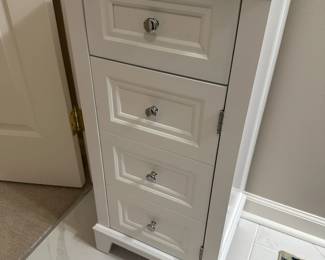 Lot 19 - $75 - Bath Cabinet - Side Table - One drawer and cabinet below.  15 x 13 x 32"h