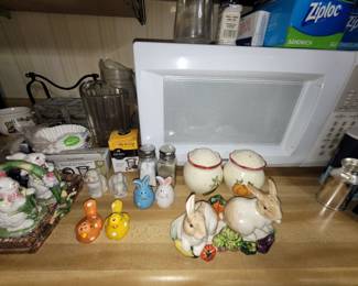 Salt and pepper sets, kenmore microwave