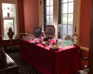 Much in sterling silver and fine accessories