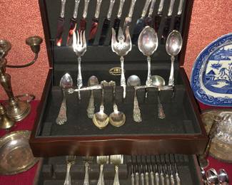 Beautiful Antique Gorham Buttercip sterling flatware service