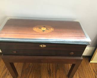 Box tanle from a music box, empty