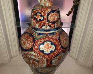 1 of 2 huge antique Japanese Imari 22" covered jars with foo dog finials 