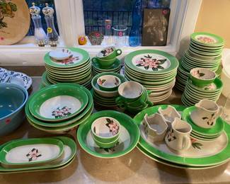 Greenbriar Resort china set