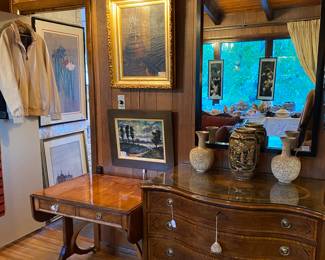 Baker table , Henredon chest