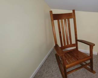 Vintage Rocking Chair 