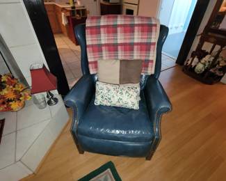 Leather wing back recliner