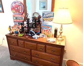 Dresser & Mirror - Toys 