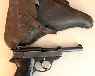 WW11 Walther P38 9mm Semi Automatic Pistol - German - with Holster 