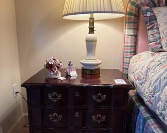 Henredon's Folio Fourteen night stand chest, Royal Doulton figurine Dinky Do, Royal Doulton figurine Monica, Porcelain ivory Lenox lamps
