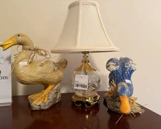 Waterford style lamp, Ceramic good figures