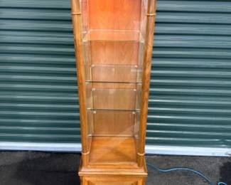 14 LightedDisplayCase