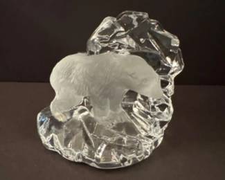 67 SeaGlasbrukKostaSwedenFrostedClearglassPolarBear