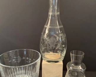 100 EtchedGlassTrio