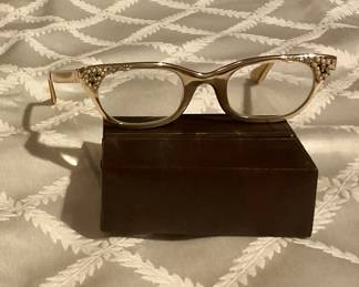 Cats eye glasses from the 1950’s