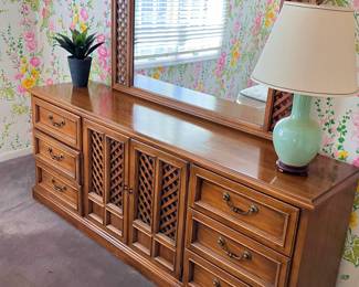 Drexel Heritage Dresser w/ Mirror