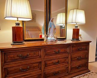 Drexel Heritage Dresser w/ Mirrors