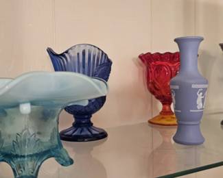 Lots of collectable dishware Fenton, Wedgewood, etc...