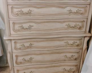 Vintage Solid Wood French Provincial Dresser 