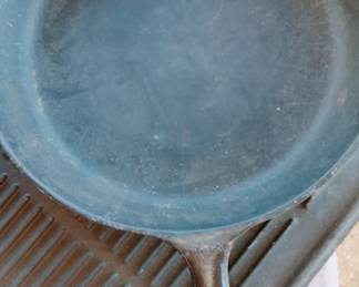 Vintage Griswold 11 1/4" Skillet
