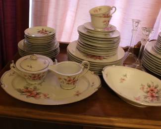 Harmony House Dogwood China Set 