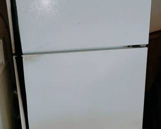 Roper Garage Refrigerator 