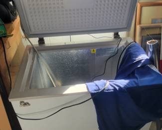 Chest freezer 