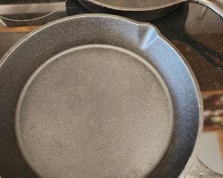Cast Iron Fry Pan #10 SK D