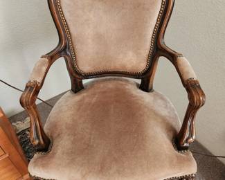 Two French Louise XV Vintage Salon Chairs!