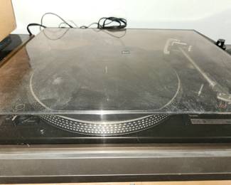 Several 'Dual' Turntables.