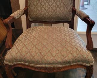 FRENCH PARLOR ACCENT CHAIR $20