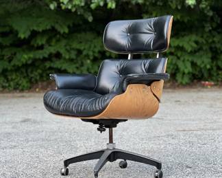 Plycraft Giveaway Chair!