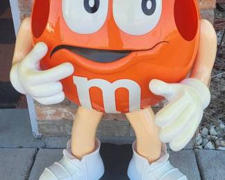 Orange MM Store Display