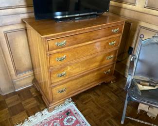STICKLEY CHEST OF DRAWERS