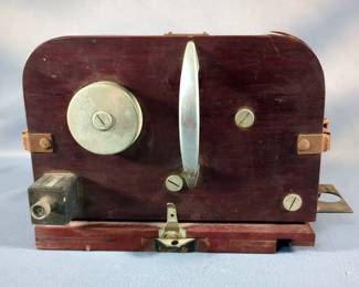 Foto Roll 600 Box Camera, 6" x 10" x 5"