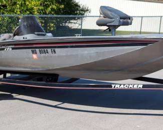 2010 Bass Tracker Pro Crappie 175 Series 17' Aluminum Bass Boat, MFG # BUJ16556L910, With Mercury EFI 4 Stroke 40 Outboard Motor, And 2009 Tracker Marine Trailer With Fold Away Tongue, VIN # 4TM11KE14AB001185, Missouri Titles