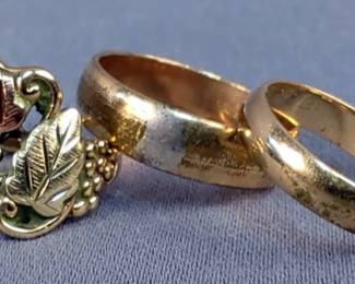 10k Gold Black Hills Gold Ring, Size 6, 14k Gold Ring, Size 7 And 10k Gold Ring, Size 9