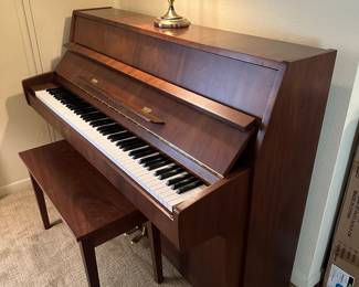 Kawai Spinet piano