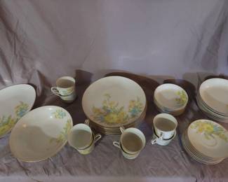Ekco International Exquisite Fine China - Spring Bouquet pattern; service for 8 plus additional pieces