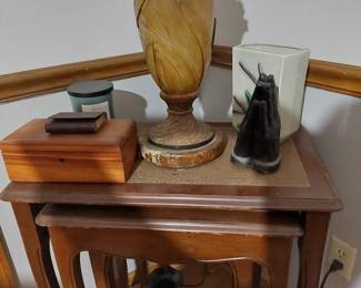 nesting tables, vintage lamp
