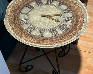 Clock table