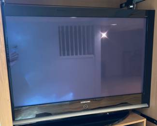 SAMSUNG TV