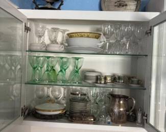 Glass Ware - Lots of Kitchen Ware 